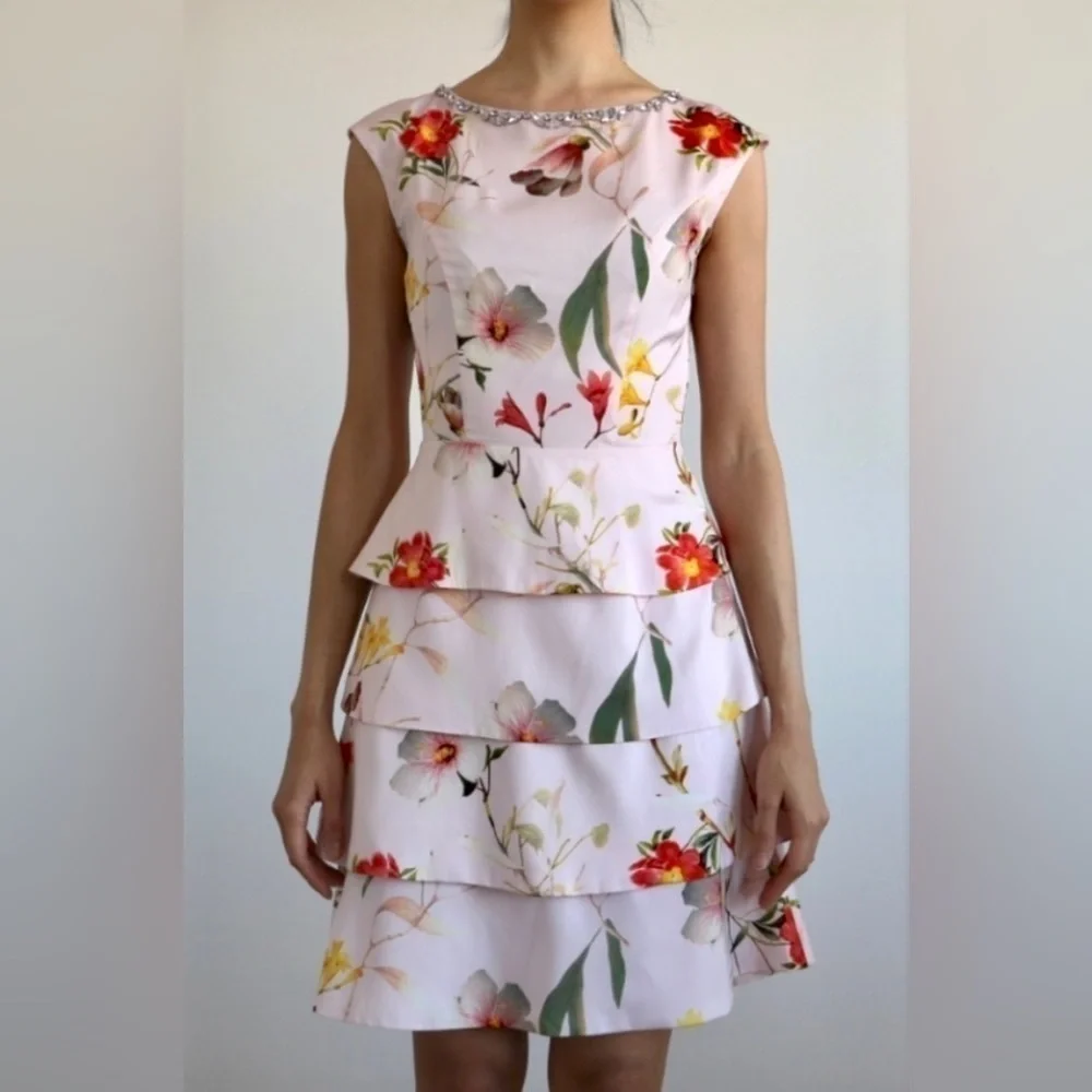 Ted Baker Irisola Pink Floral Jeweled Neck Cap Sleeve Mini Dress Cocktail Size 0 - Picture 2 of 10